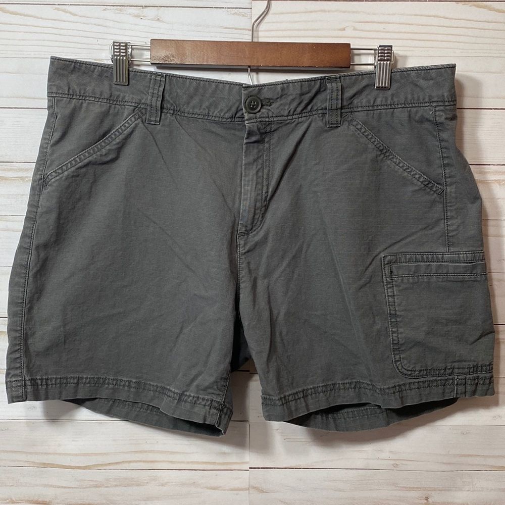 Eddie Bauer Gray Cargo Mid Rise Shorts